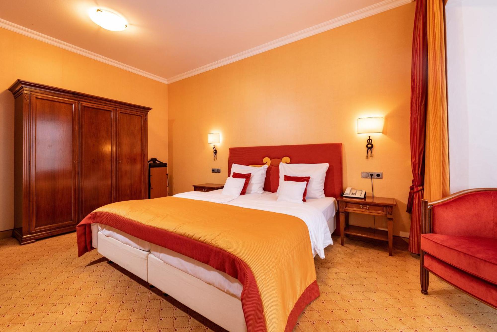 Goebels Schlosshotel "Prinz Von Hessen" Friedewald  エクステリア 写真