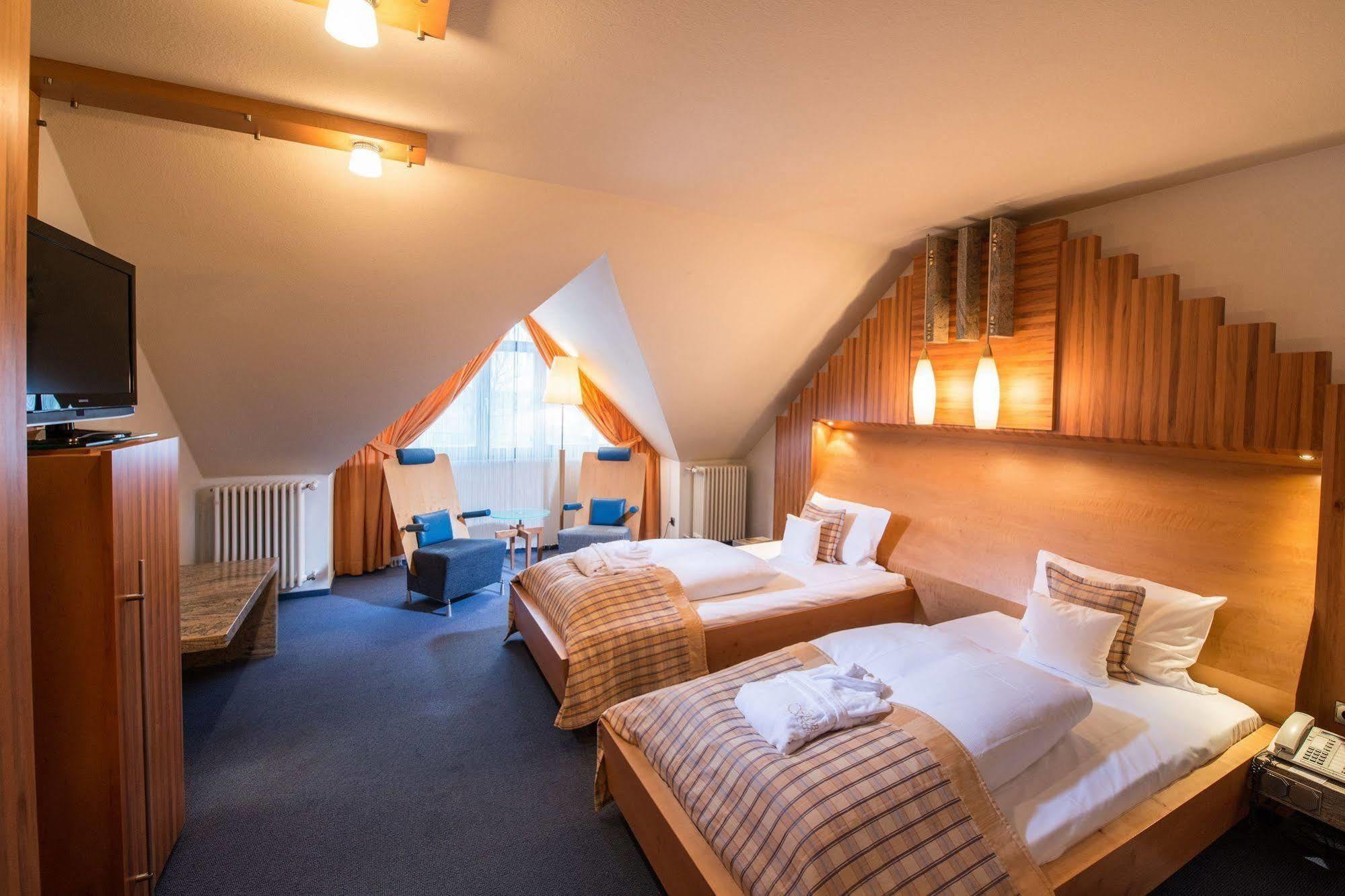 Goebels Schlosshotel "Prinz Von Hessen" Friedewald  エクステリア 写真